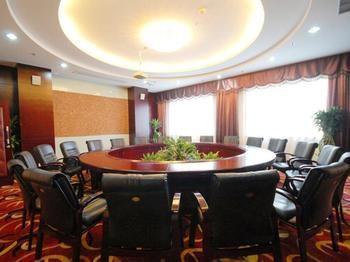 Peach Blossom Castle Hotel Xangai Exterior foto